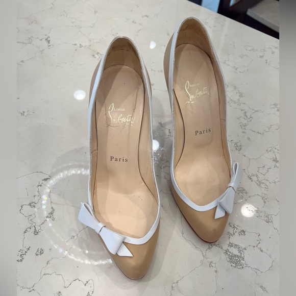 Christian Louboutin, beautiful beige heels with white bow, size 37.5 - Picture 8 of 13